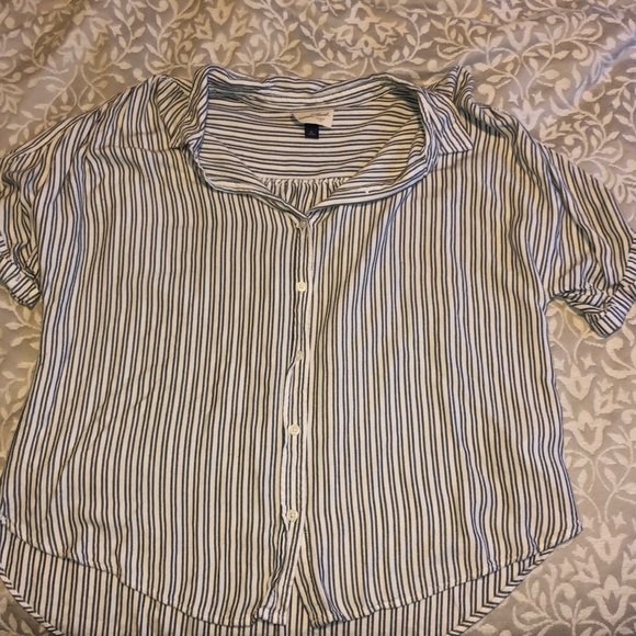 Universal Thread Oversized Blouse - Picture 1 of 2